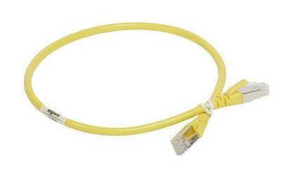 Шнур коммутационный RJ 45 - категория 6a - S//FTP - PVC - экранированный - 0,5 м - желтый